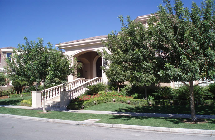 custom pools and spas by greencare.net
